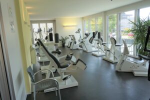 Physiotherapie Training Fitness Dorfplatz